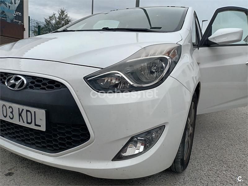 Usado Hyundai ix20 90 CV (66 kW) 2017 Blanco Utilitario