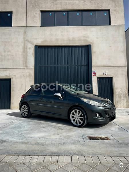 Usado Peugeot 207 Sport 112 HP (82 kW) 2012 Cinzento Sedan