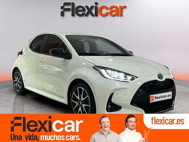 Blanco Usado 2022 Toyota Yaris Hybrid Style | 19.990 € (Precio justo) - Imagen 1/4