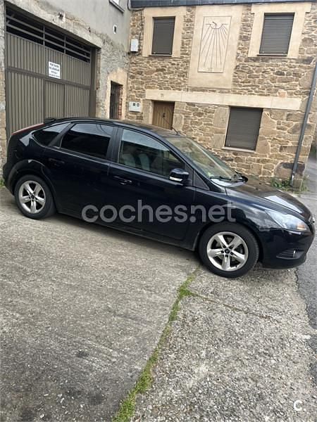 Brugt Ford Focus Trend 109 HK (80 kW) 2010 Sort Sedan