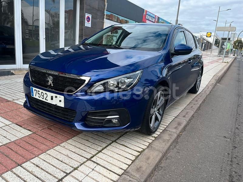 Usado Peugeot 308 Allure 110 CV (80 kW) 2018 Azul Berlina