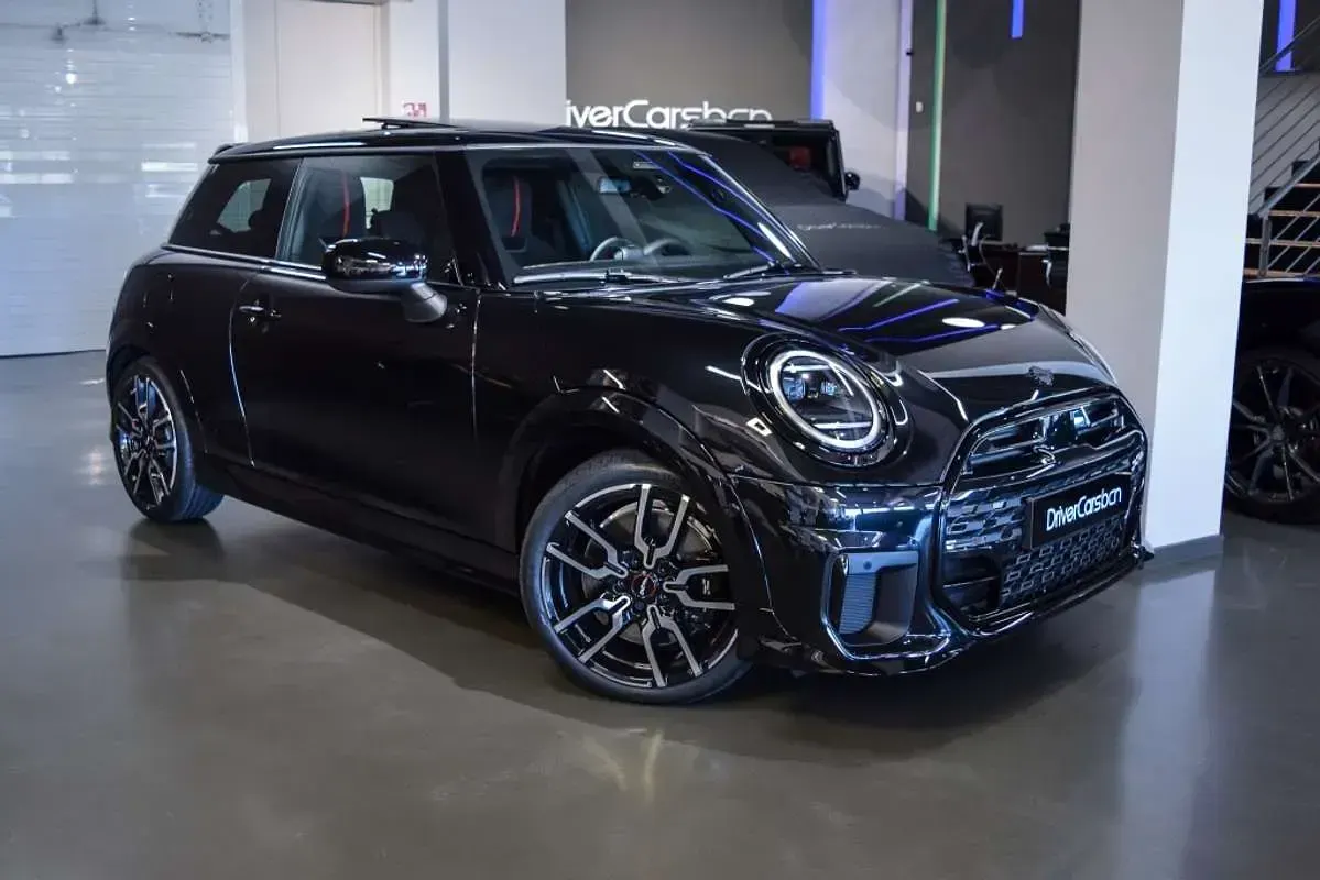 Usado Mini Cooper 204 CV (150 kW) 2024 Negro Utilitario
