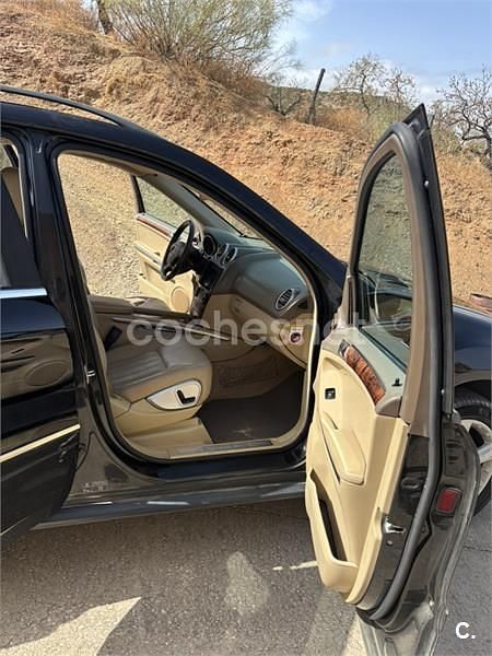 Usado Mercedes ML320 224 CV (164 kW) 2007 Negro SUV