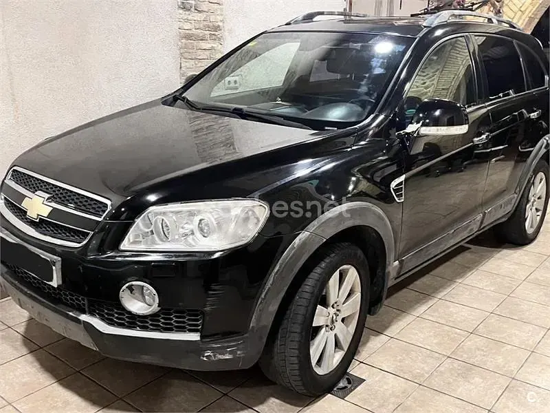 Usado Chevrolet Captiva 150 CV (110 kW) 2007 Negro SUV