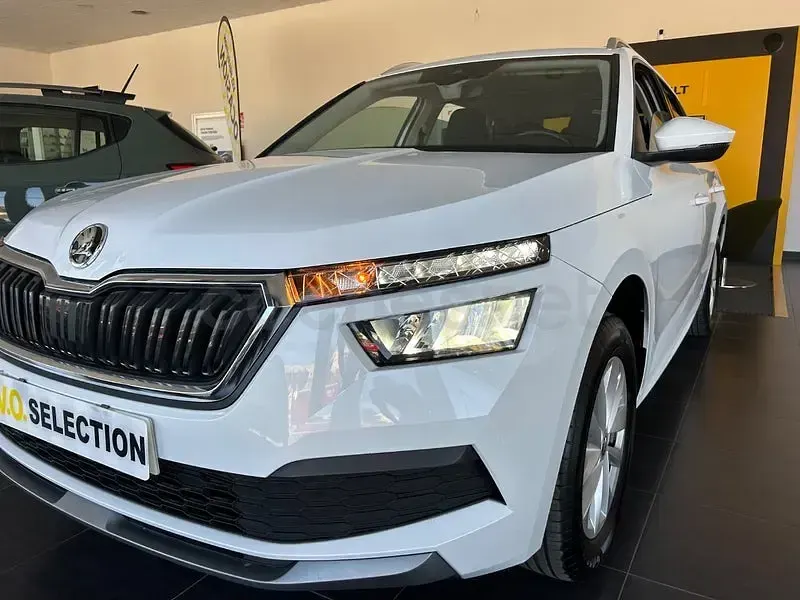 Usado Skoda Kamiq Ambition 150 CV (110 kW) 2024 Blanco SUV