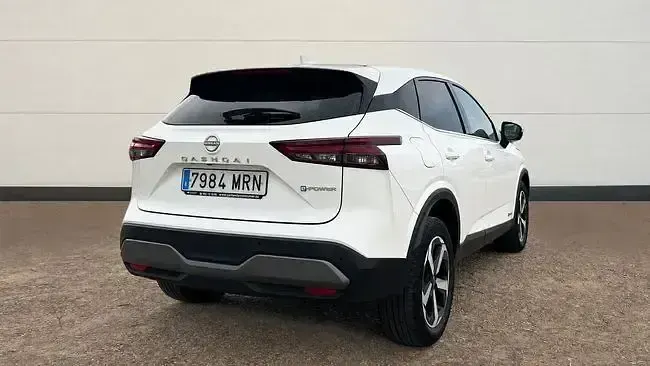 Usado Nissan Qashqai N-Connecta 190 CV (139 kW) 2024 Blanco SUV
