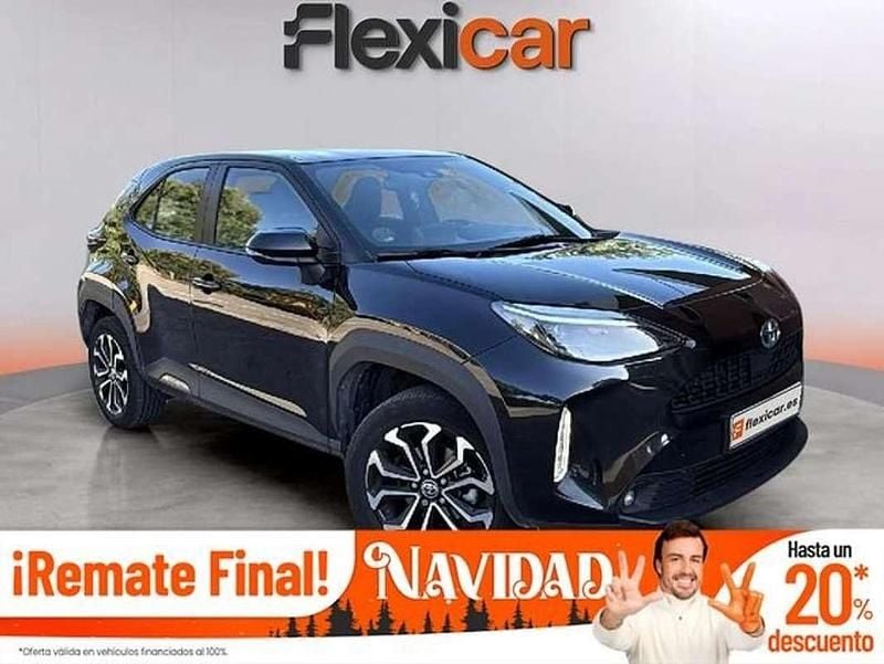 Negro Usado 2021 Toyota Yaris Cross Active SUV | 20.990 € (Precio justo) - Imagen 1/4