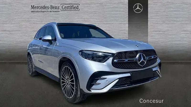 Usado Mercedes GLC220 197 CV (144 kW) 2023 Gris / plata SUV