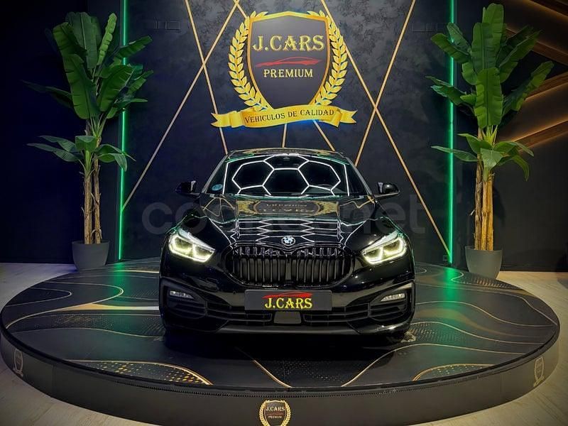 Usado BMW 118 150 CV (110 kW) 2022 Negro Utilitario
