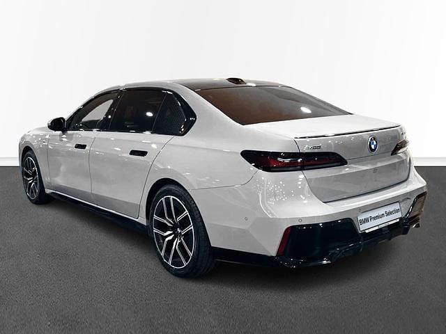 Usado BMW 740 Comfort Edition 299 CV (219 kW) 2024 Berlina