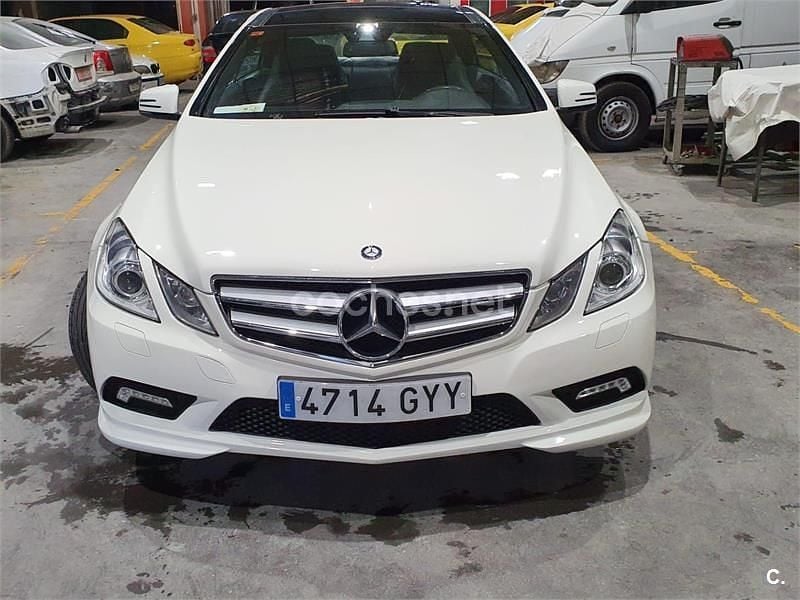 Usado Mercedes E220 170 CV (125 kW) 2010 Blanco Coupe