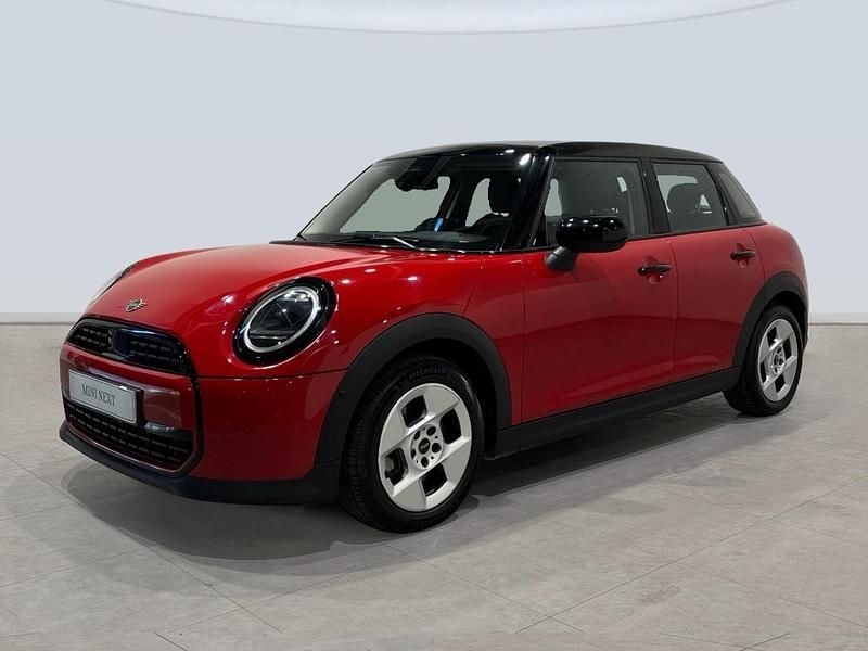Usado Mini Cooper 114 kW (156 CV) 2025 Rojo Utilitario