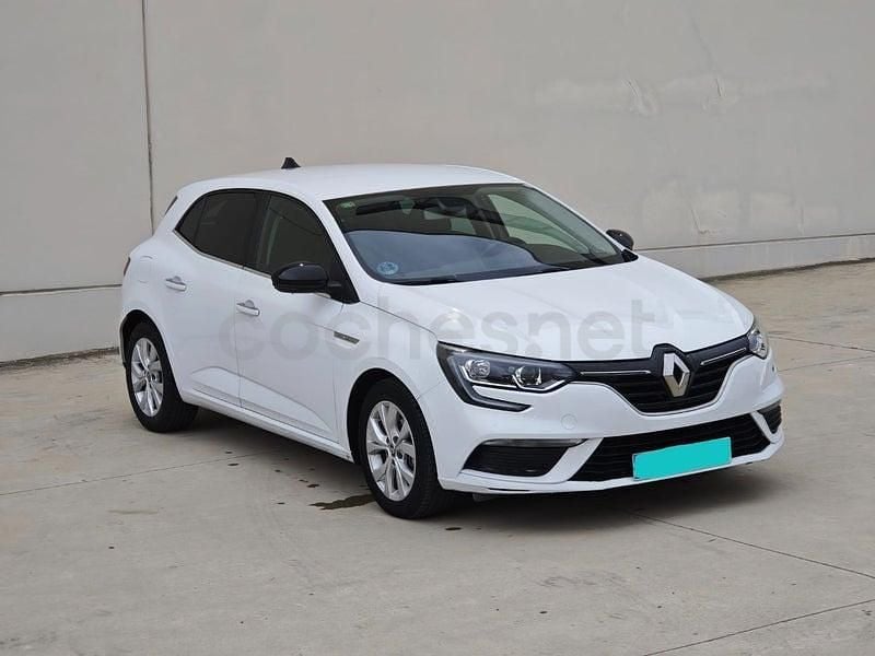 Usado Renault Mégane IV LIMITED 115 CV (84 kW) 2020 Blanco Berlina