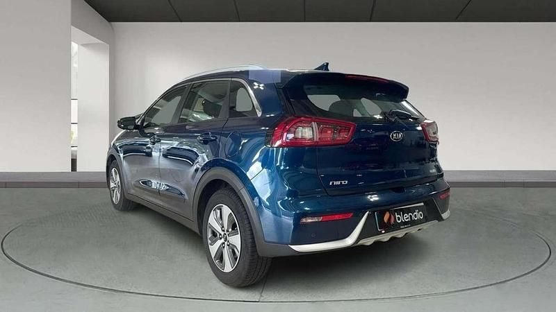 Usado Kia Niro 143 CV (105 kW) 2018 Azul SUV
