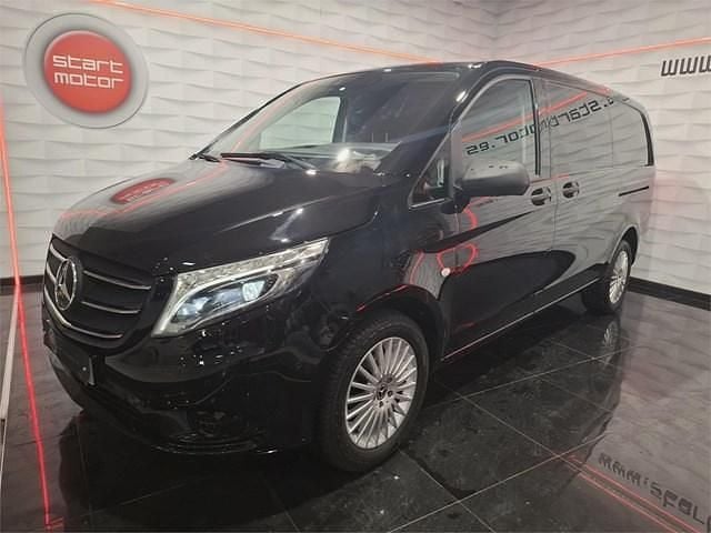 Usado Mercedes Vito 136 CV (100 kW) 2021 Negronegro Van