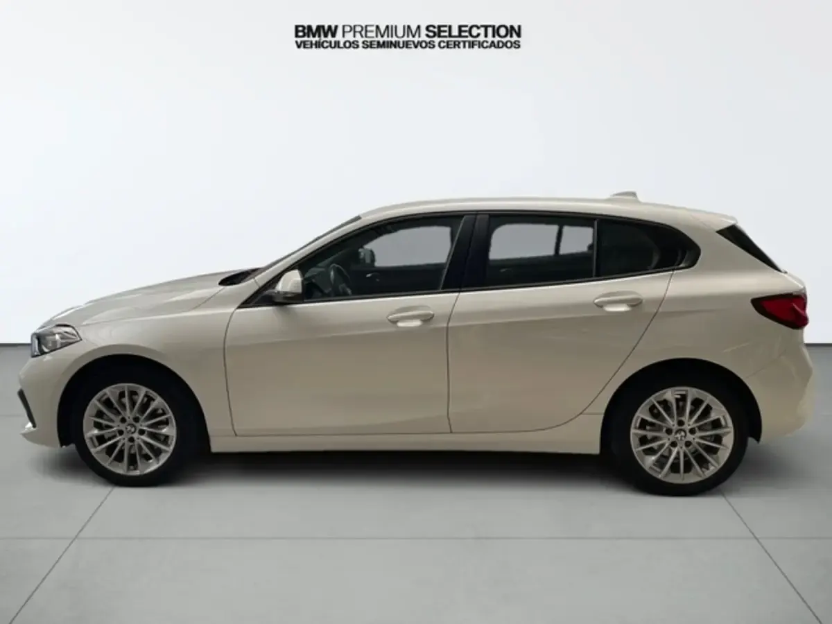 Usado BMW 118 Comfort Edition 150 CV (110 kW) 2021 Blanco