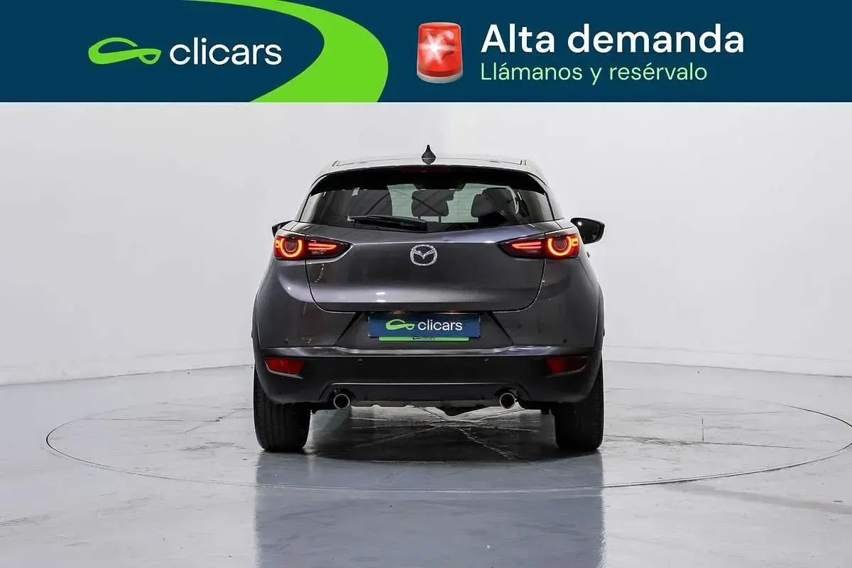 Usado Mazda CX-3 116 CV (85 kW) 2018 Gris SUV