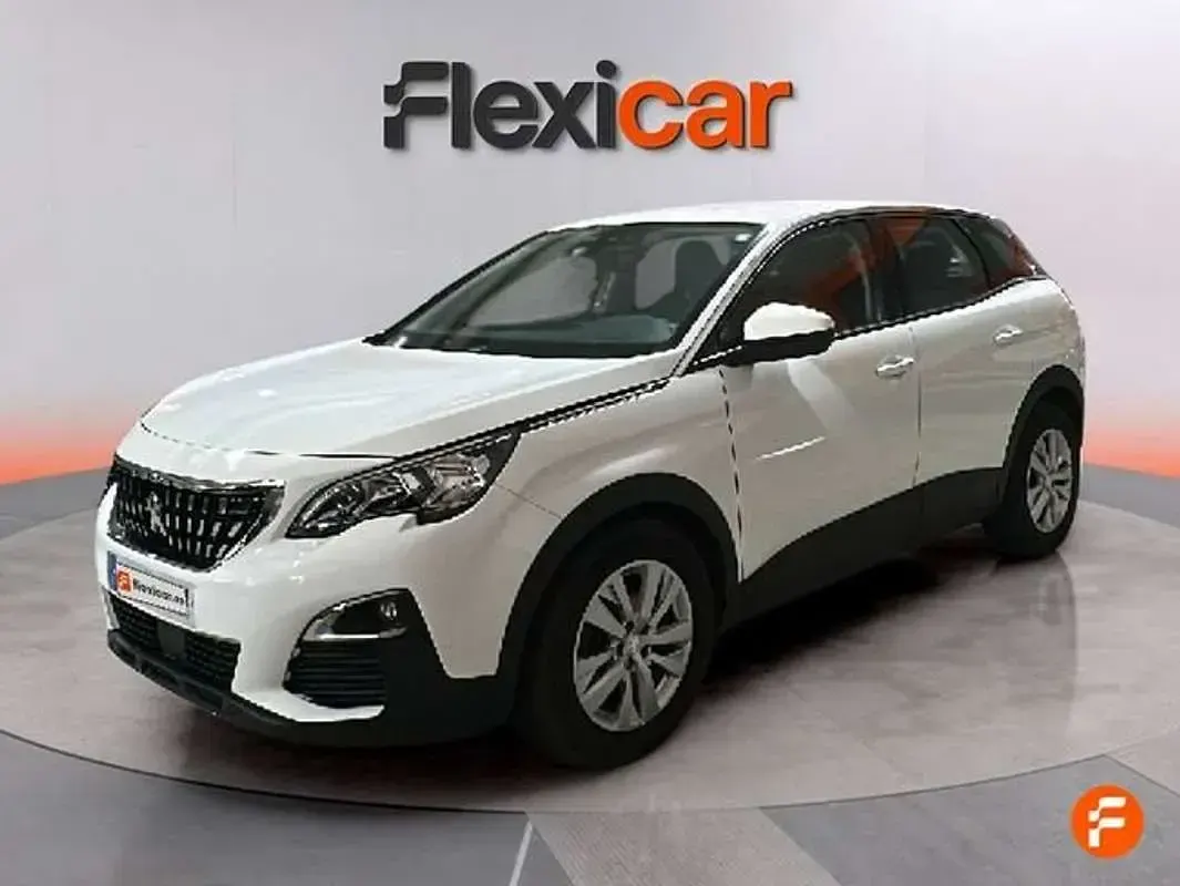 Usado Peugeot 3008 Active 131 CV (96 kW) 2018 Blanco SUV