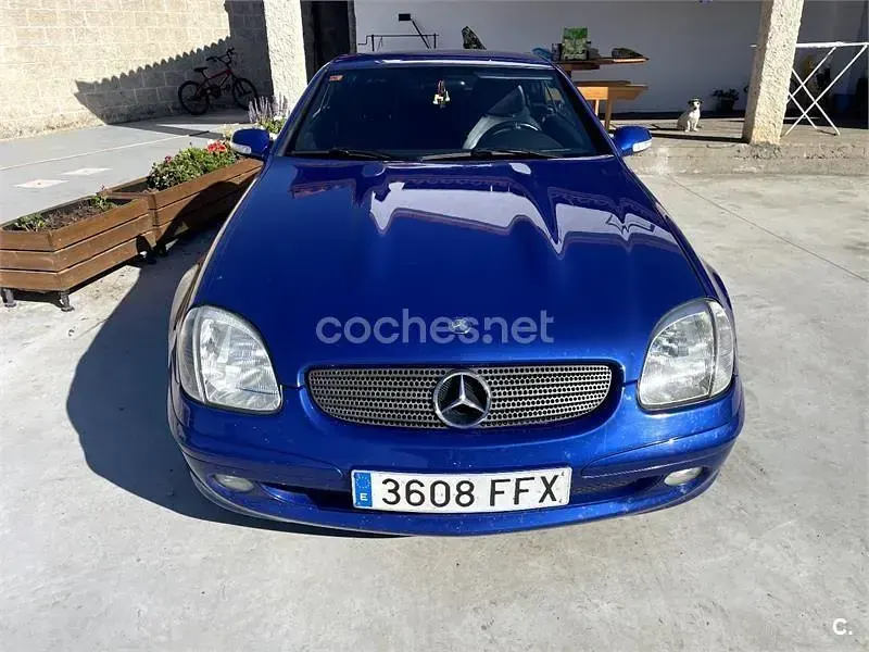 Usado Mercedes SLK200 163 CV (119 kW) 2001 Azul Descapotable