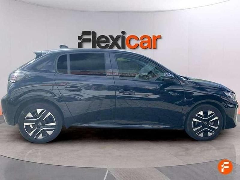Usado Peugeot 208 Allure 101 CV (74 kW) 2025 Negro Utilitario