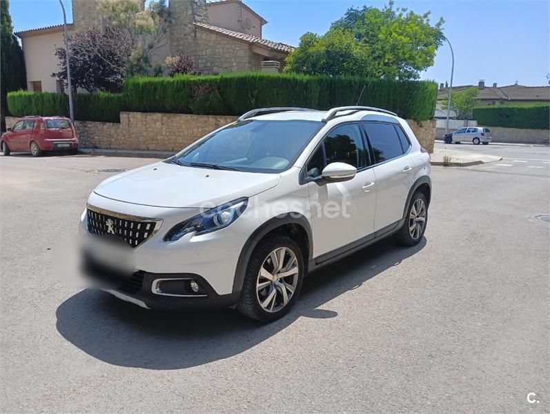 Blanco Usado 2018 Peugeot 2008 Allure SUV | 9300 € (Precio justo) - Imagen 1/4