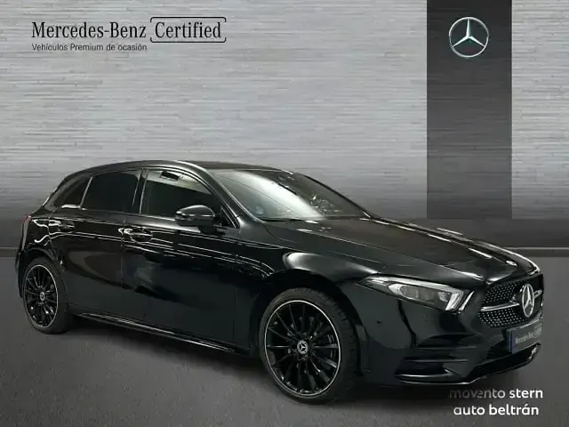 Usado Mercedes A250 AMG line 218 CV (160 kW) 2022 Negro Berlina