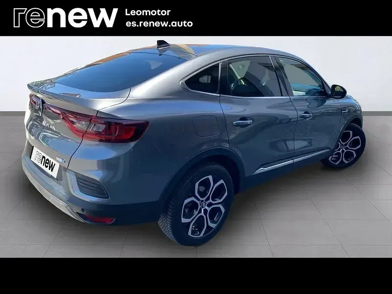 Usado Renault Arkana Zen 145 CV (106 kW) 2022 Gris SUV