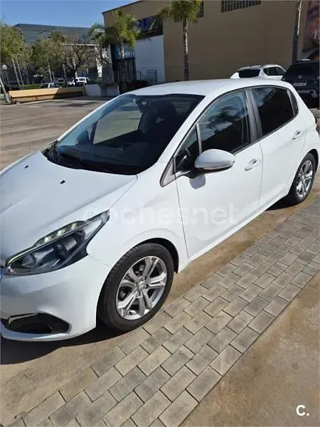Brugt Peugeot 208 Access 82 HK (60 kW) 2015 Hvid Hatchback