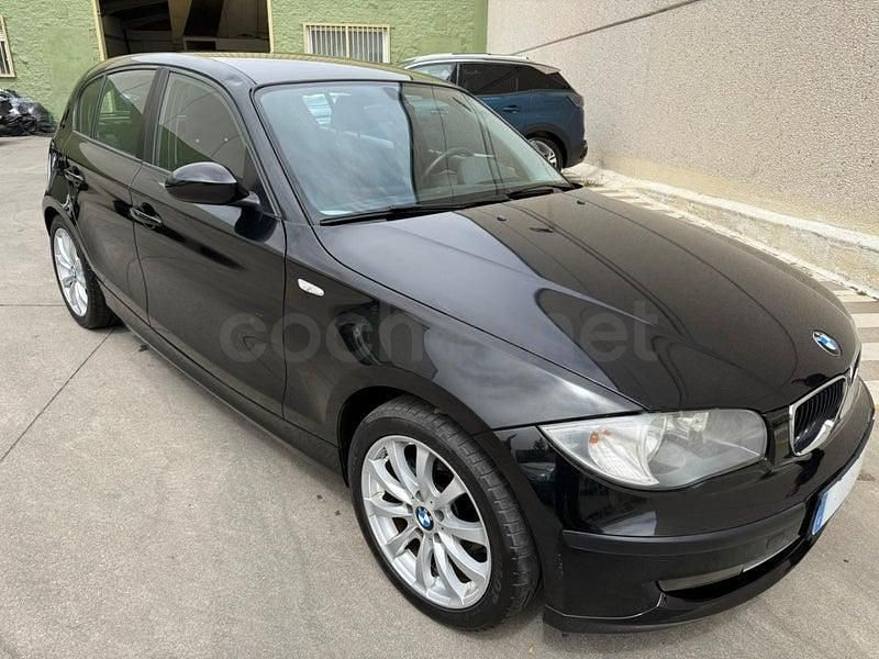 Usado BMW 116 122 HP (89 kW) 2009 Preto Citadino