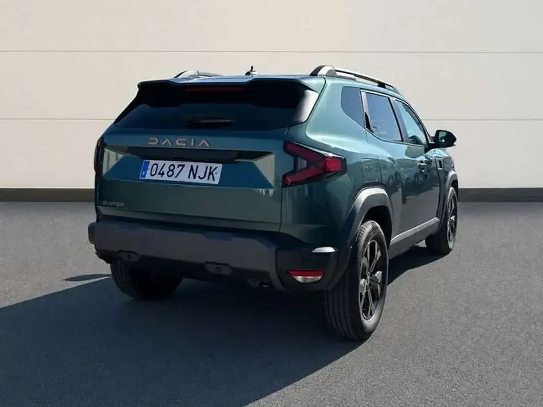 Usado Dacia Duster Extreme 131 CV (96 kW) 2025 Verde SUV