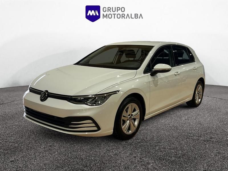 Blanco Usado 2021 VW Golf VIII Life Berlina | 18.990 € (Precio justo) - Imagen 1/4