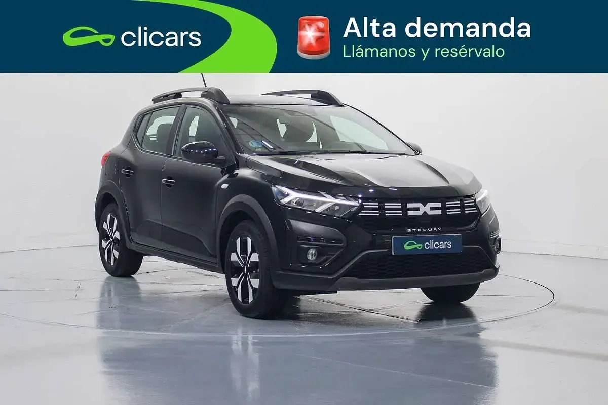 Usado Dacia Sandero Expression 101 CV (74 kW) 2024 Negro Utilitario