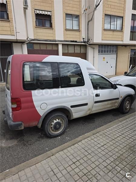 Usado Opel Combo 60 CV (44 kW) 2000 Blanco Monovolumen
