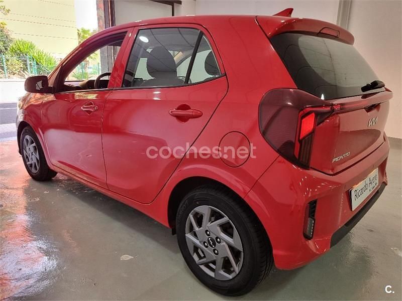 Usado Kia Picanto GT-Line 79 CV (58 kW) 2024 Rojo Utilitario