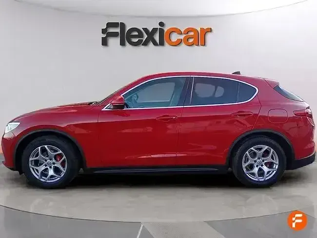 Usado Alfa Romeo Stelvio Sprint 190 CV (139 kW) 2020 Rojo SUV
