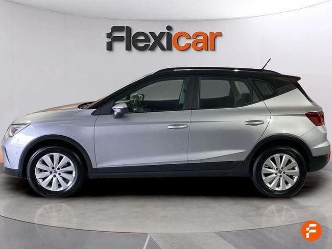 Usado Seat Arona Style 110 CV (80 kW) 2022 Gris SUV