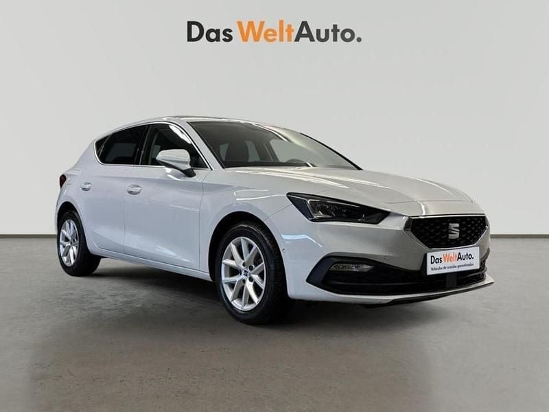 Blanco Usado 2025 Seat Leon Style Berlina | 24.800 € (Precio justo) - Imagen 1/4
