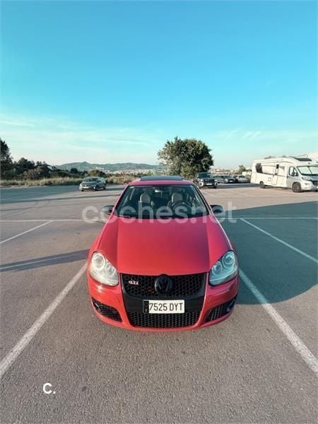 Rojo Usado 2006 VW Golf V GTI Berlina | 9000 € (Precio justo) - Imagen 1/2