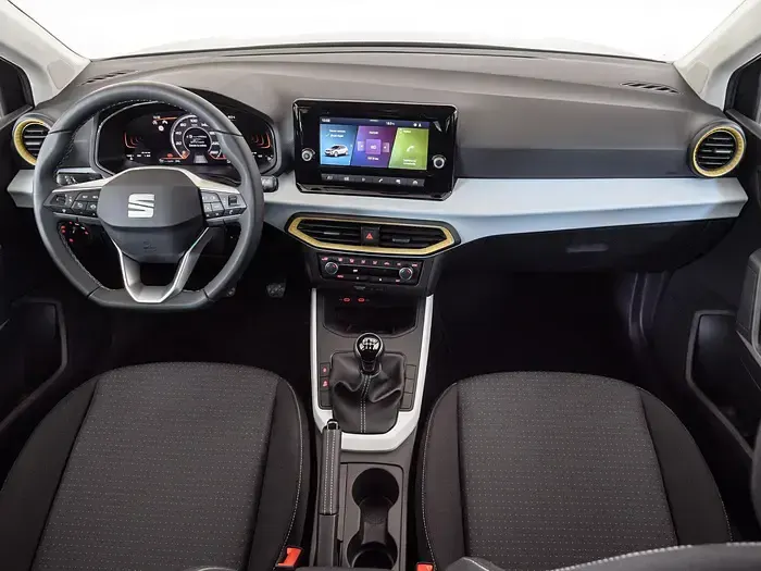 Usado Seat Arona Style 115 CV (84 kW) 2025 Gris SUV