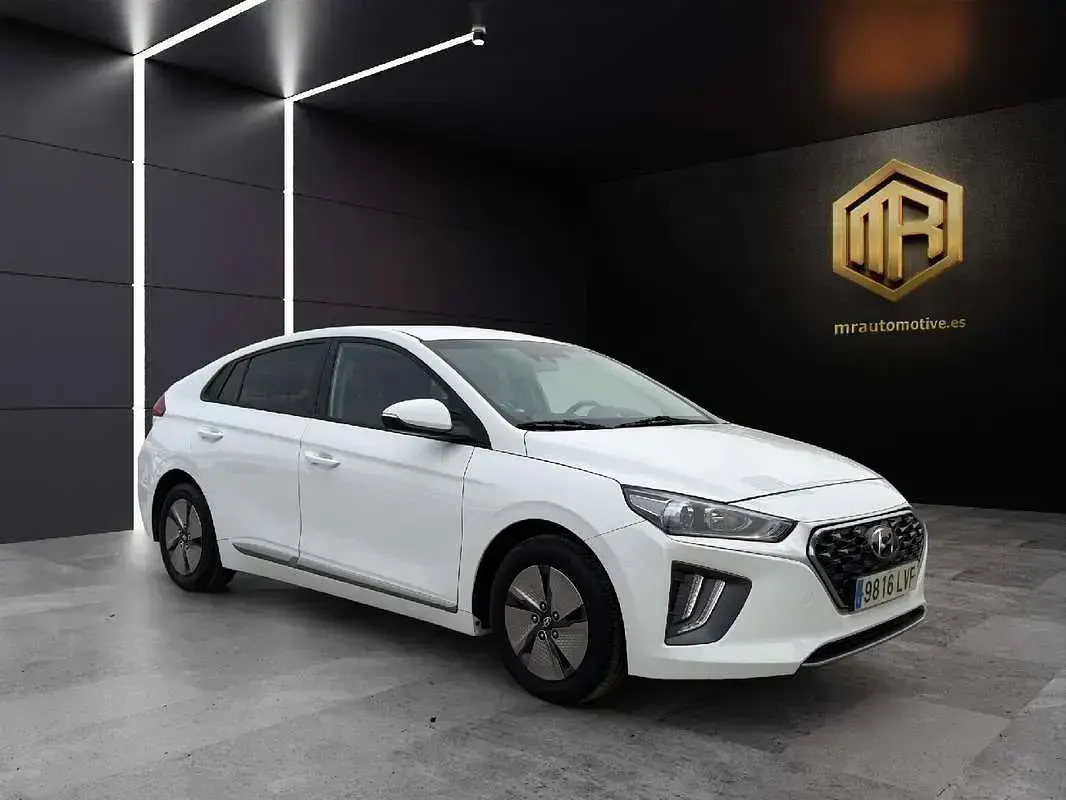 Usado Hyundai Ioniq 141 CV (103 kW) 2021 Blanco Utilitario