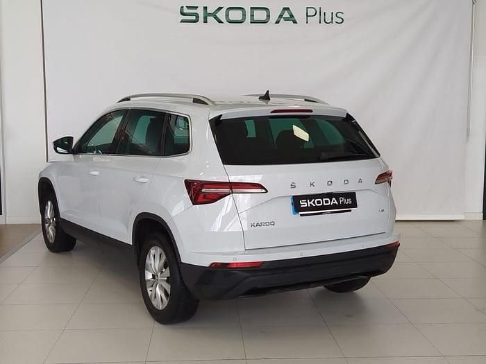 Blanco Usado 2022 Skoda Karoq Ambition SUV | 26.900 € (Precio justo) - Imagen 1/4