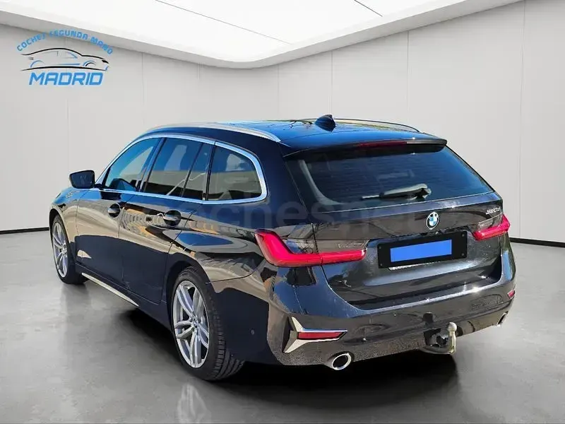 Usado BMW 320 Comfort Edition 190 CV (139 kW) 2021 Negro Familiar