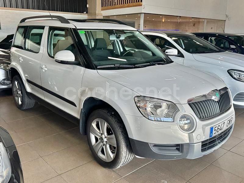Usado Skoda Yeti Ambition 105 CV (77 kW) 2010 Blanco SUV