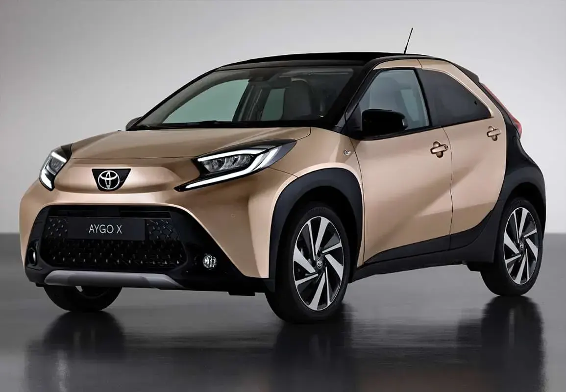 Usado Toyota Aygo X 72 CV (52 kW) 2023 Negro SUV