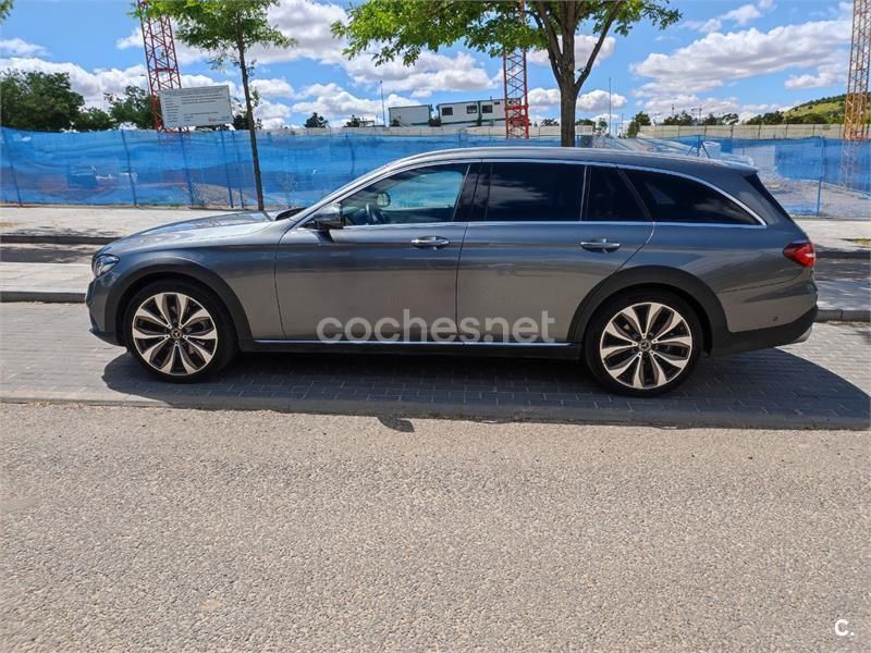 Usado Mercedes E220 All-Terrain 194 CV (142 kW) 2017 Gris / plata Familiar