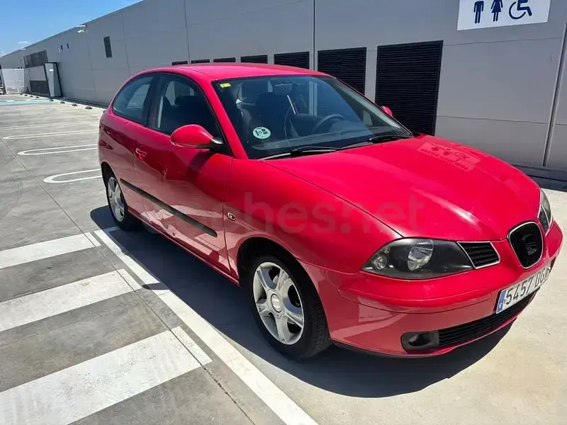 Käytetty Seat Ibiza Reference 100 HP (73 kW) 2005 Punainen Viistoperä