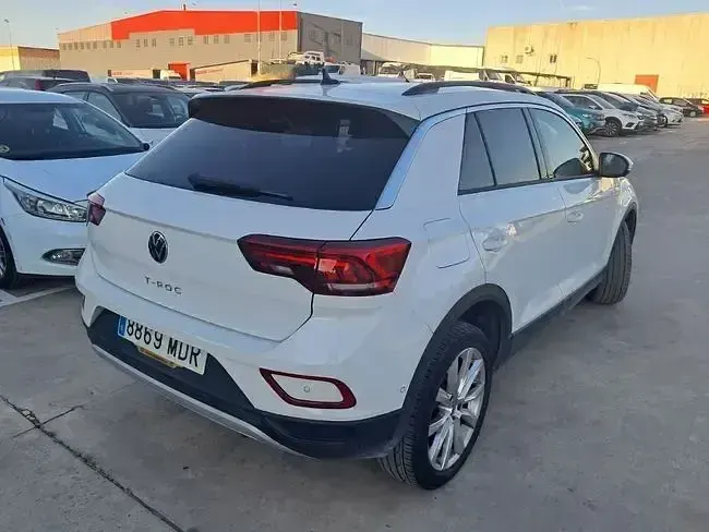 Usado VW T-Roc Life 150 CV (110 kW) 2023 Blanco SUV