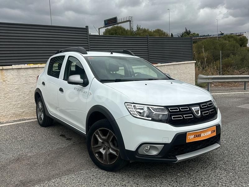 Usado Dacia Sandero Stepway Ambiance 90 CV (66 kW) 2018 Blanco Berlina
