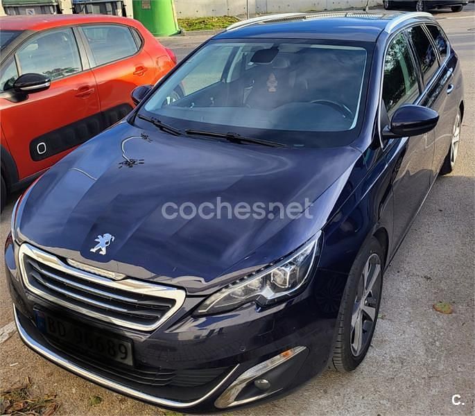 Azul Usado 2016 Peugeot 308 Allure Berlina | 10.800 € (Precio justo) - Imagen 1/4