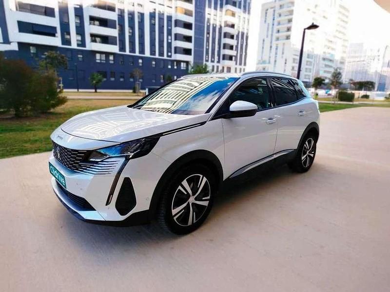 Usado Peugeot 3008 Allure 131 CV (96 kW) 2021 Blanco SUV